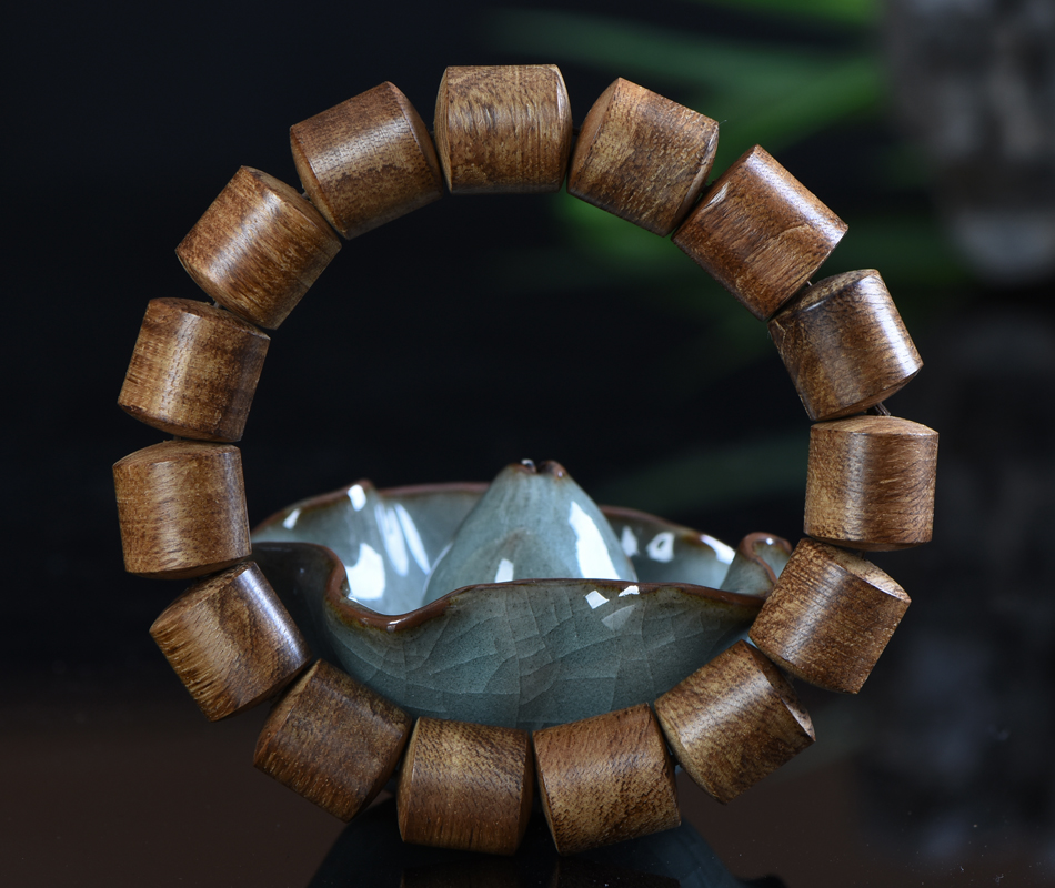 随形沉香手串真假区分,越南芽庄黑奇楠沉香随形手串价格