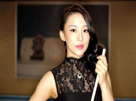 中国体坛十大美女运动员,台球女神潘晓婷入围,田径女神美若天仙