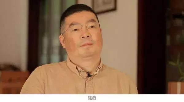 小孩在美国医院喝了杯奶,孩子喝饮料进急诊室