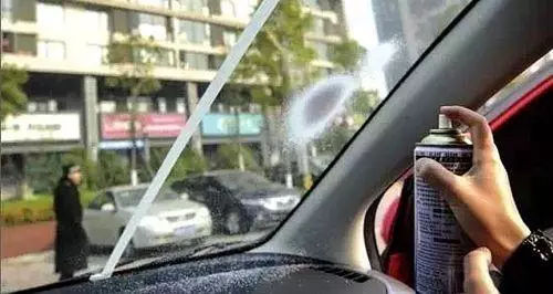 下雨车窗起雾看不清后视镜怎么办,下雨天车后视镜玻璃起雾怎么办
