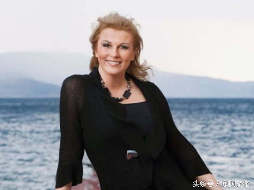 克罗地亚女总统美照,克罗地亚前总统基塔罗维奇身材