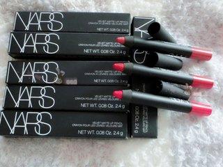 黄皮显白奶茶色口红,黄皮显白大牌口红色号推荐