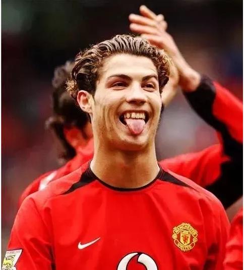 c罗整容过么,c罗整容了没