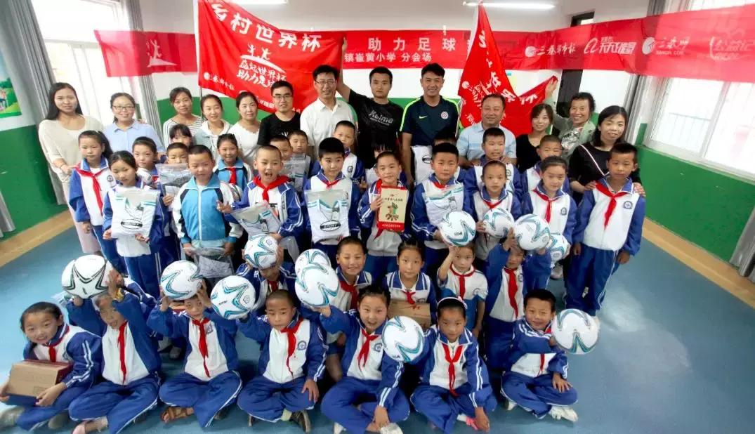 和梅西一起踢球是什么感觉,和梅西踢的一个老将