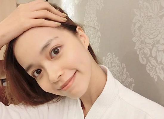 网红博主推荐美白方法,学生党天生皮肤黑最快美白办法