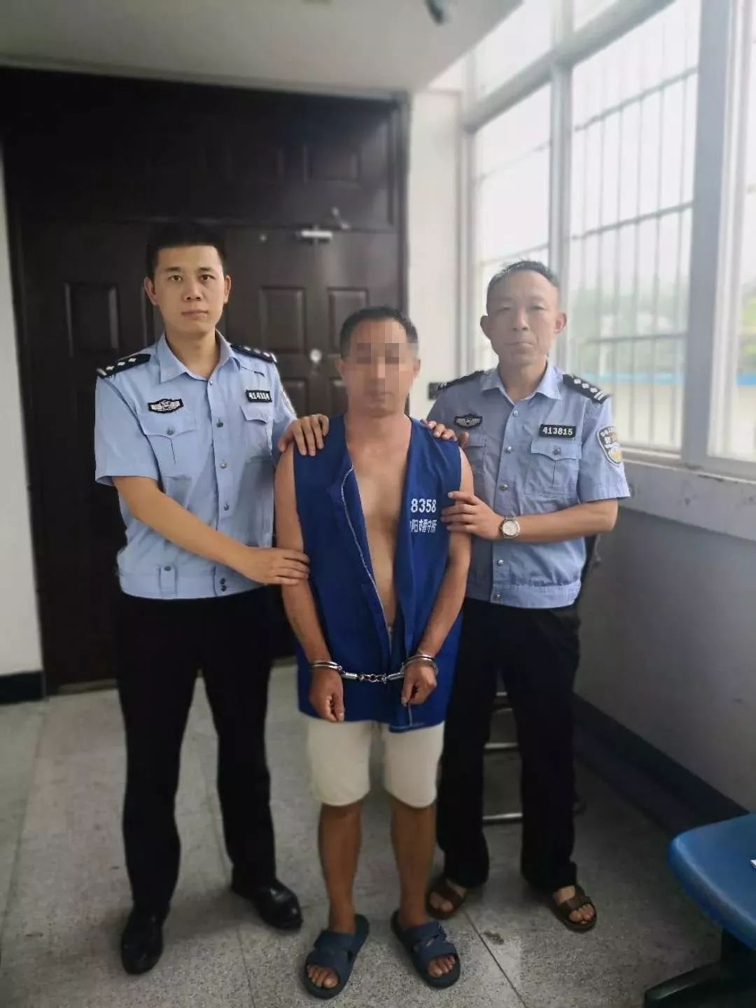 吃了四只鸡被判刑,吃了一只鸡被判五年