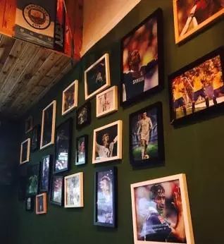 青岛高新区可以看球的餐厅,青岛专门看球的餐厅