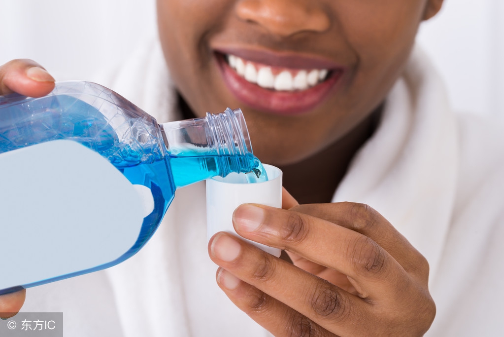 口臭怎么办刷牙也没用,口臭怎么办教你3秒消除