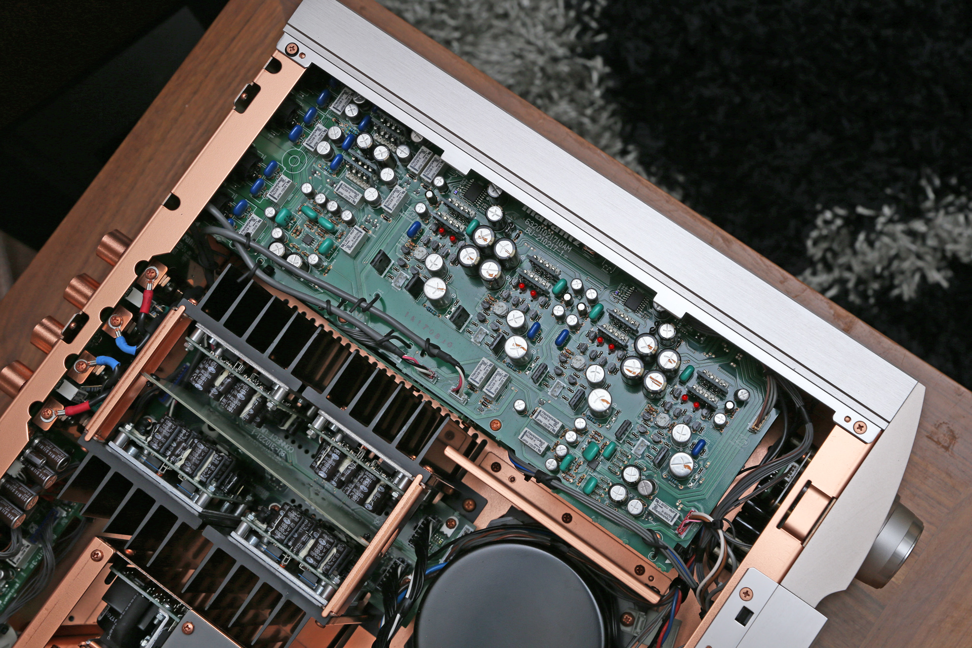 推荐一台万元以下的hifi功放,马兰士pm8006与马兰士pm10区别