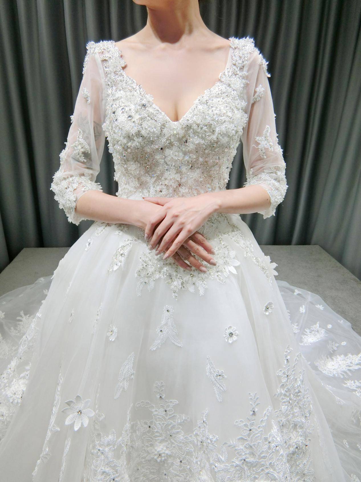 昆明婚纱美雅体验馆新款推荐：少女心爆棚的婚纱照了解一下！