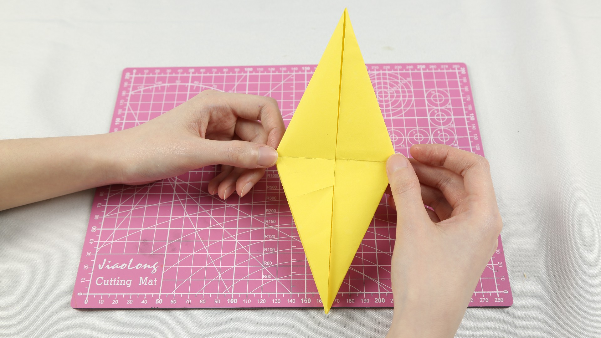 会动的玩具恐龙骨架手工折纸,折纸恐龙玩具简单视频