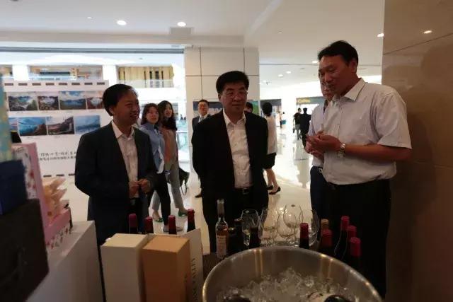 中国通化冰雪旅游季新闻发布会,中国避暑旅游发展报告发布会