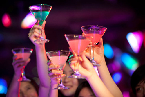 开酒吧赚钱是真的吗,开酒吧盈利要交什么税