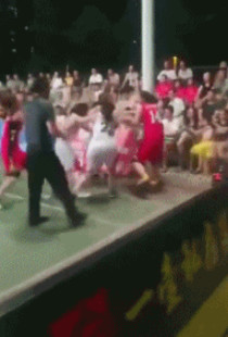 女子篮球比赛精彩瞬间,巾帼不让须眉女子比赛