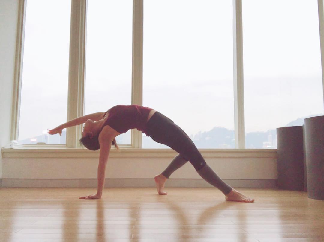 心情烦躁适合练什么瑜伽最有效,心烦没地方发泄怎么办