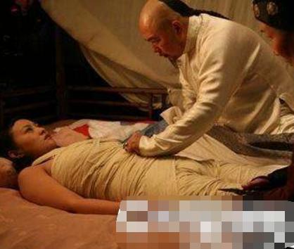 皇帝临幸妃子竟然还会用上上刑具