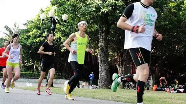 增加跑步耐力的方法和技巧,跑步耐力不够怎么健身