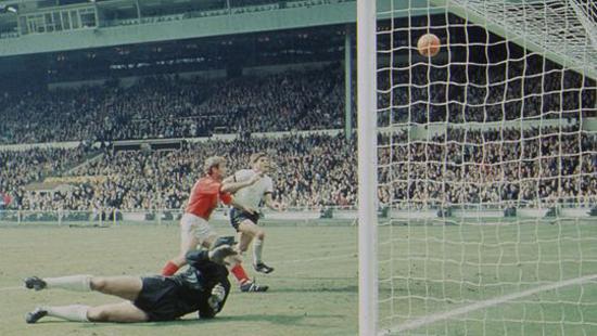 三狮军团和三喵军团的区别,三狮和三猫谁厉害