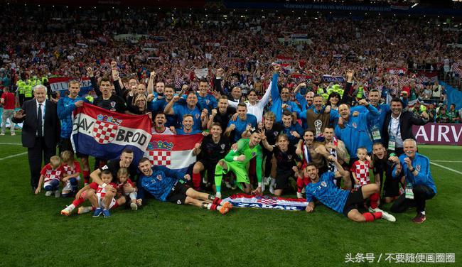 克罗地亚足球的传奇与辉煌,克罗地亚足球艰难历程