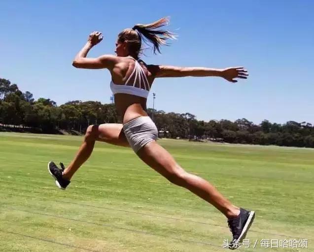 足球裁判魔鬼身材,俄罗斯足球裁判伊万诺夫是黑哨吗