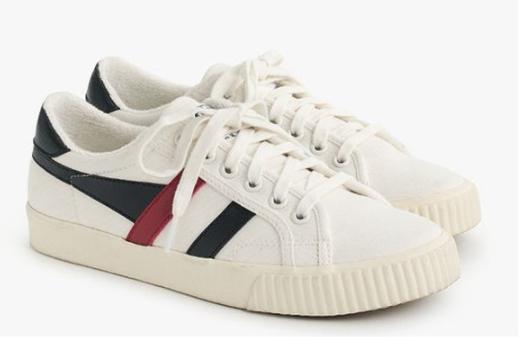 不容易撞的运动鞋,出门撞鞋