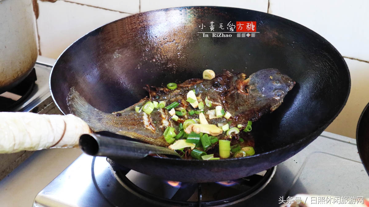 日照浴场海鲜攻略,日照海滨浴场旅游攻略