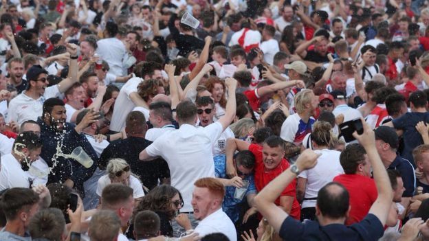 巴西克罗地亚冰火两重天,英格兰世界杯2018对克罗地亚