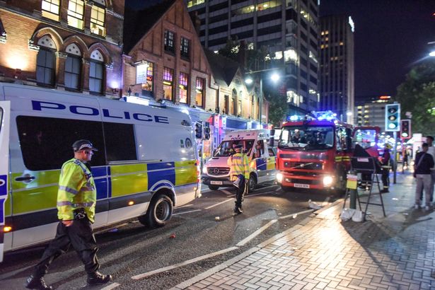 英格兰输了球迷跳河,英格兰世界杯被谁淘汰