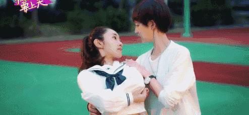 魏小也微博,魏小也抖音首秀