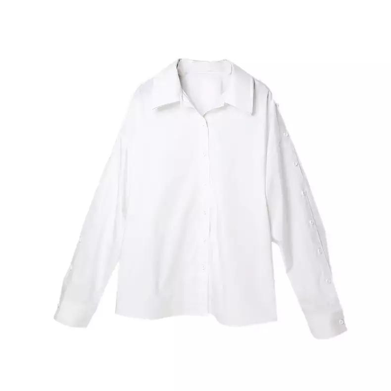 平胸五五开的身材，学穿简约风，谨记三要素