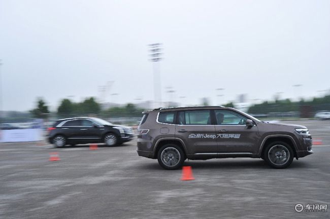 jeep四驱系统怎么样,jeep的四驱是什么水平