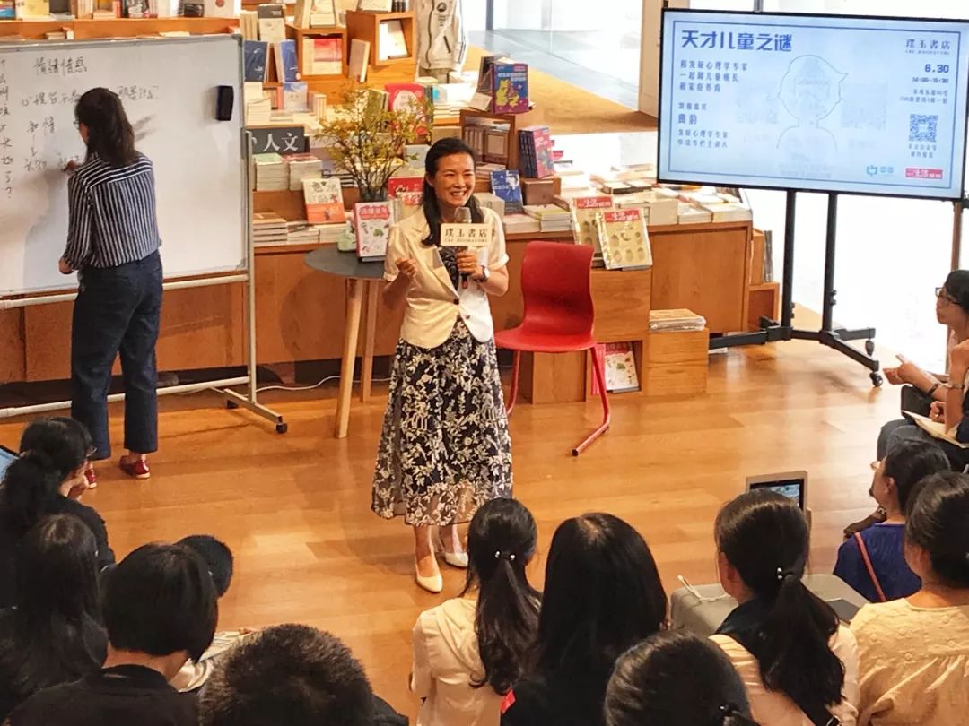 养成类养娃游戏,高效带娃游戏