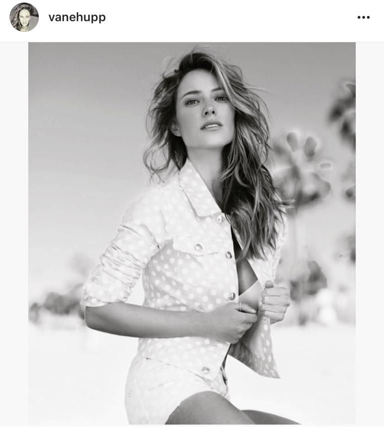 天下足球女主持王曦梁,2014我爱世界杯主持人王曦梁