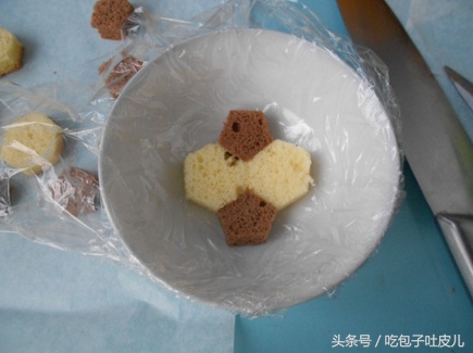 自己做欧洲杯足球蛋糕,世界杯足球面包做法