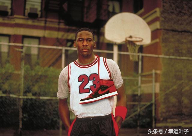 aj1经典款黑红脚趾为什么不涨价,aj1白丝绸和黑脚趾哪个值得买