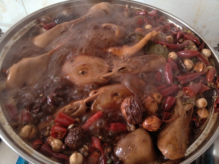 正宗四川卤菜24种配方,正宗四川卤菜详细配方