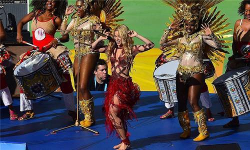 自豪！*月天五**唱进世界杯决赛，网友：恭喜*月天五**“C”位出道！