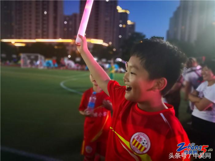 “足球梦、帐篷情”！常州龙城小学首届足球嘉年华之足球文化夜