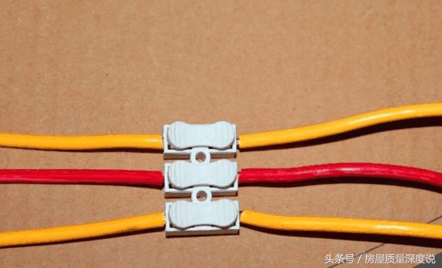 电线连接用热缩管还是绝缘胶带,电线断了接上没有胶带用什么代替