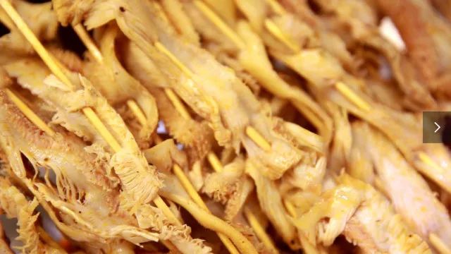 小哥哥在抖音火啦！到南充这家小吃店搞了大事……