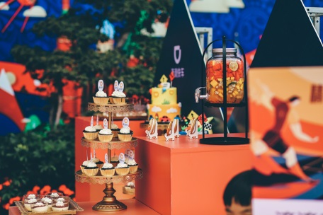 滴滴快车在云南昆明举行世界杯线下路演活动