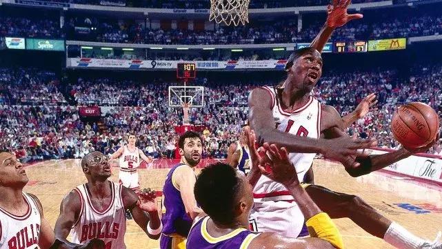 nba总决赛经典二过一上篮,盘点nba总决赛上最伟大的4记投篮