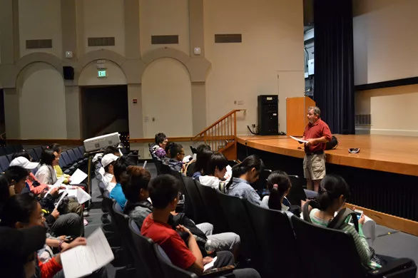 场景英语口语10句,十大场景必备英语表达