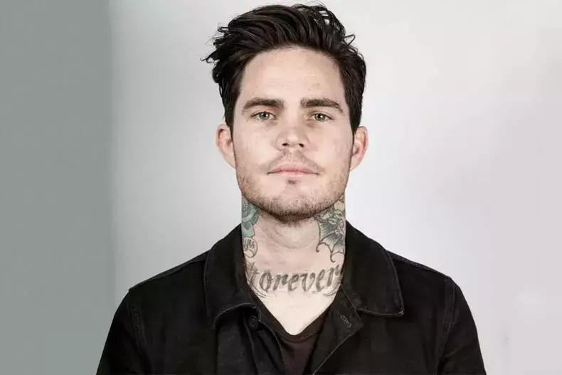 发泥好还是发油好用,发泥好用还是发油