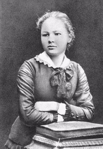 历史上的今天——1899年7月18日，居里夫妇发现一种新元素“钋”