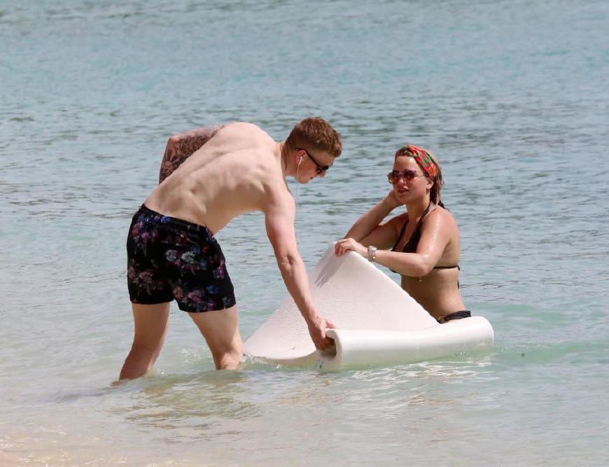 踢足球的收入怎么样,踢足球能挣多少钱