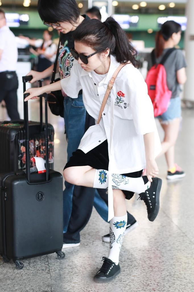 鏉ㄥ箓鎴氳枃閮藉湪绌跨殑绉嬪啲鐖嗘,鎴氳枃鏉ㄥ箓鍚屾琚滃瓙