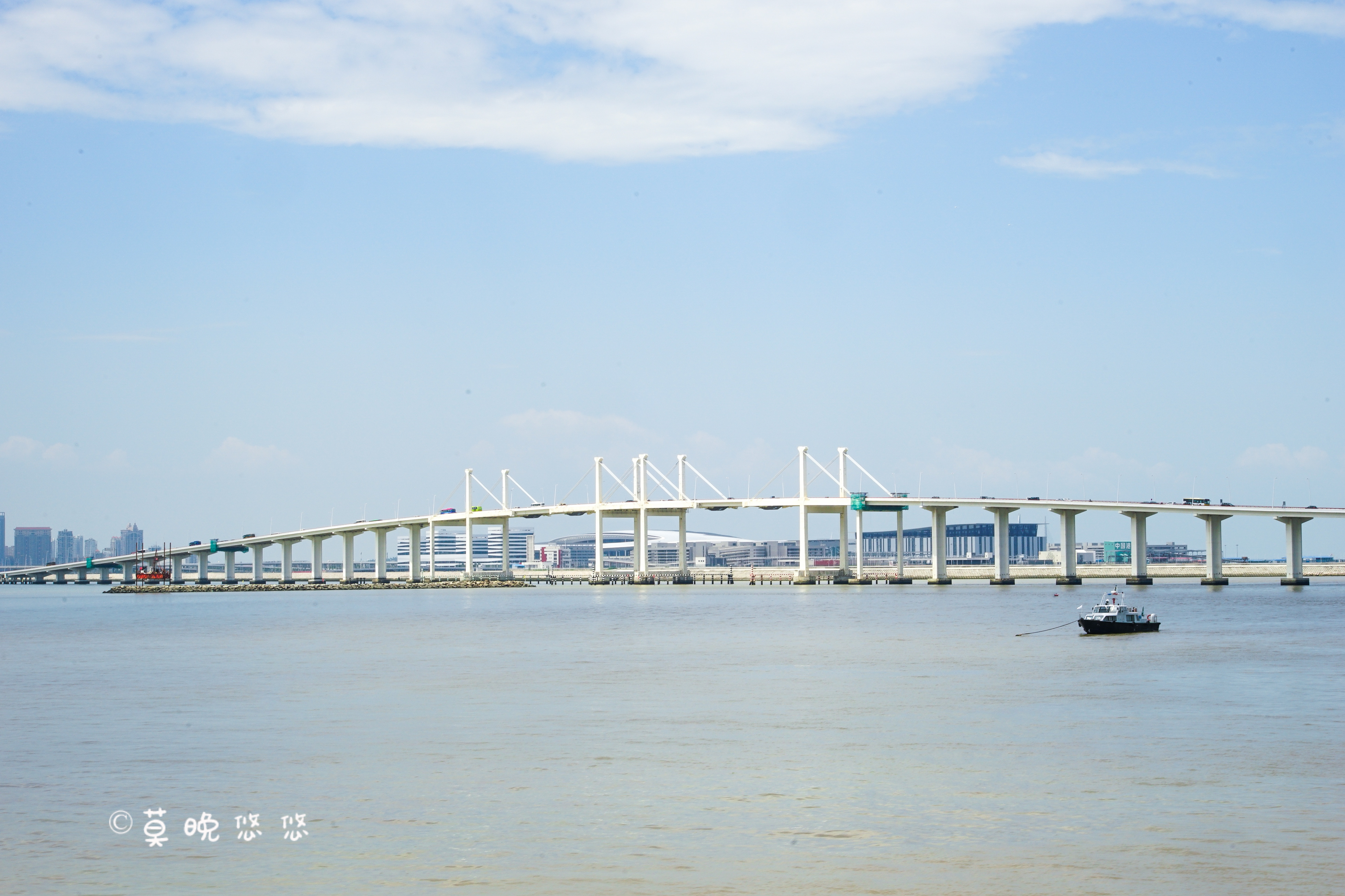 珠海旅游新地标，90分钟游船，看世界最长跨海大桥