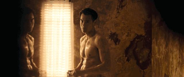 彭于晏许晴邪不压正盖章图文,彭于晏许晴邪不压正惊艳出场