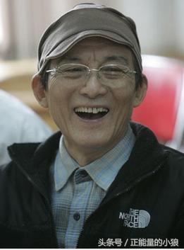 济公游本昌半哭半笑网红对比,济公游本昌解说